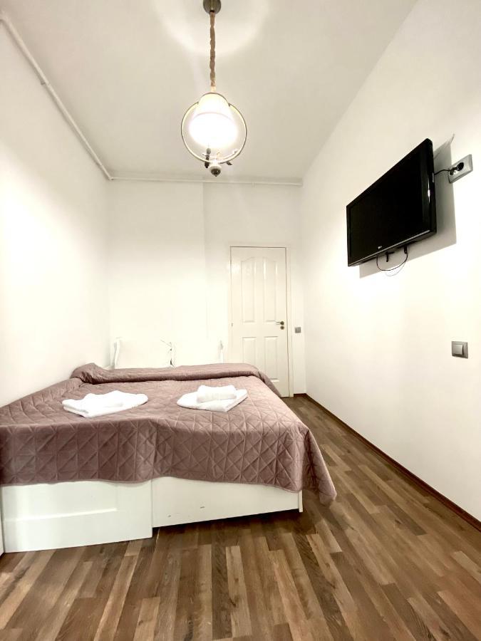 Republique Family Apartment Брашов Экстерьер фото